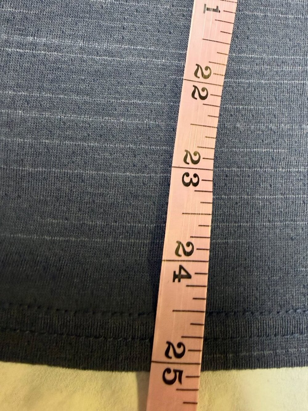 KÜHL Women’s Short Sleeve Tencel Henley Medium Blue Heather EUC - Picture 10 of 10